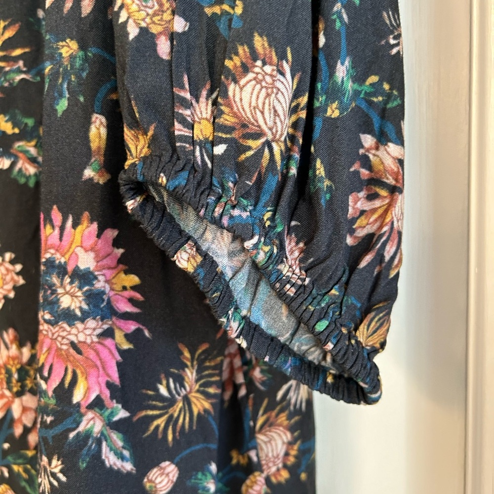 Natural Life black floral oversized blouse. Size XL. NWOT. - Picture 4 of 5